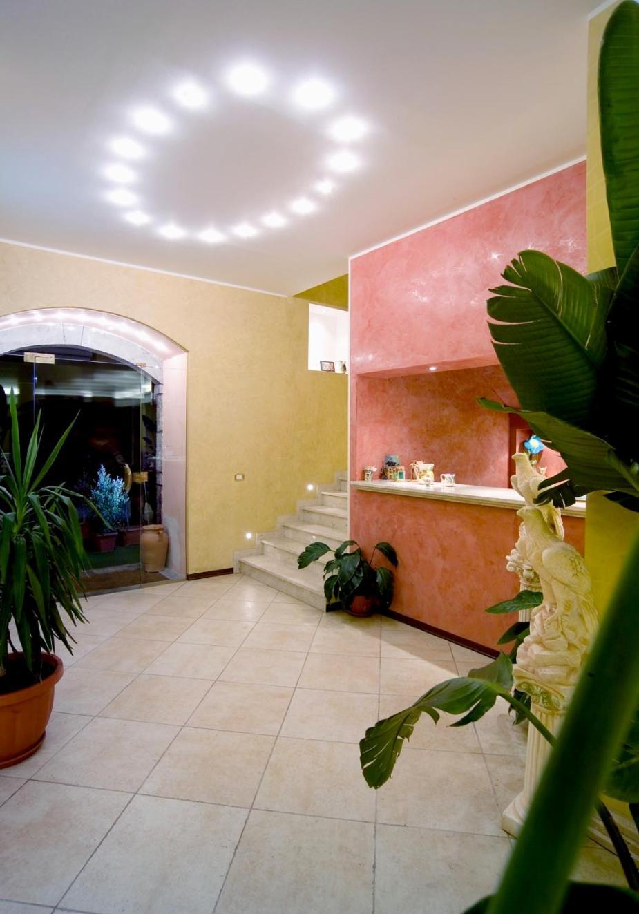 Agriturismo Biologico Corte Aragonese Santa Maria di Licodia 外观 照片