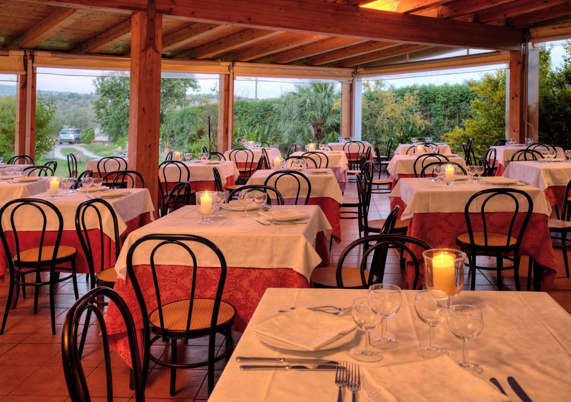 Agriturismo Biologico Corte Aragonese Santa Maria di Licodia 外观 照片
