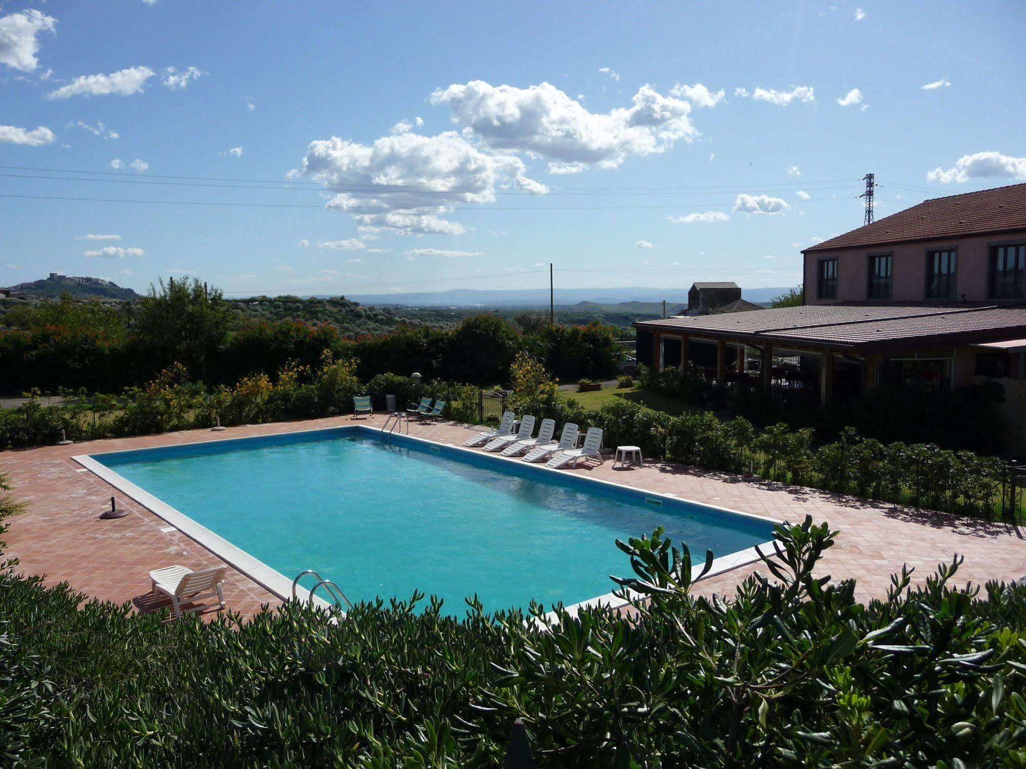 Agriturismo Biologico Corte Aragonese Santa Maria di Licodia 外观 照片