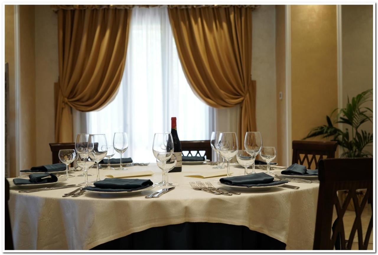 Agriturismo Biologico Corte Aragonese Santa Maria di Licodia 外观 照片